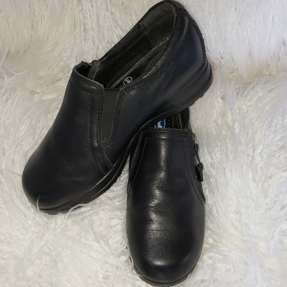 dr scholl's leather walkers